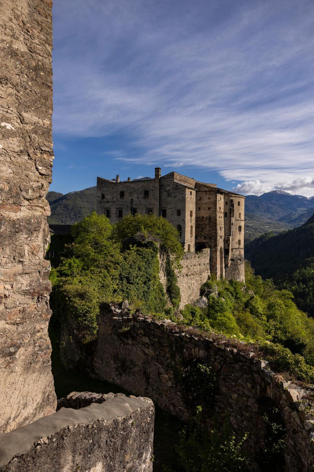 Hotel Castel Pergine Pergine Valsugana Exterior foto