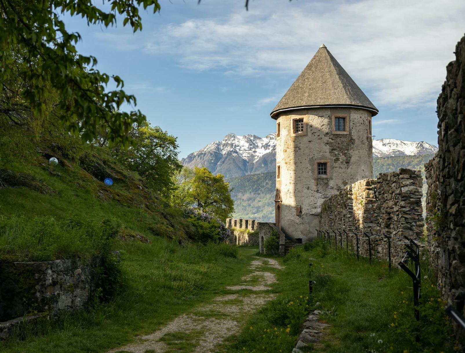 Hotel Castel Pergine Pergine Valsugana Exterior foto