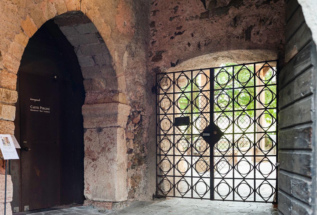 Hotel Castel Pergine Pergine Valsugana Exterior foto